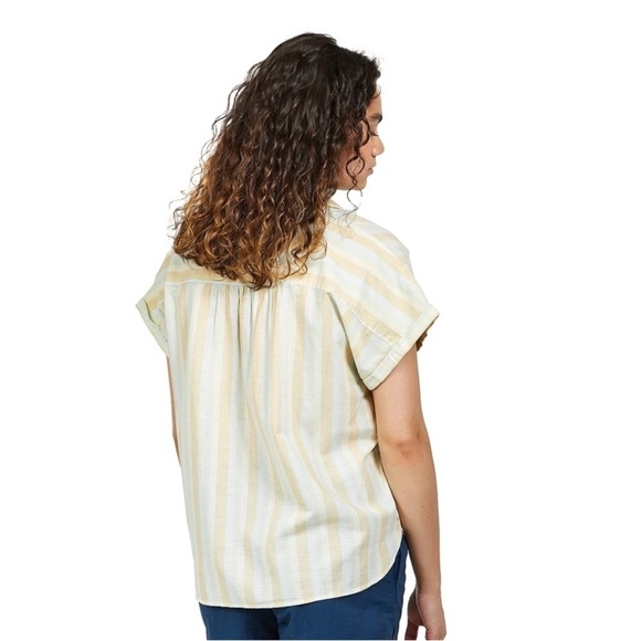 PATAGONIA Women’s Lightweight A/C® Shirt - Cali Stripe: Isla Yellow - XS - Picture 6 of 16